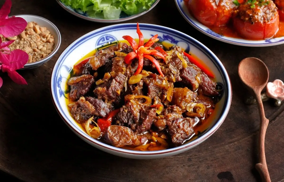 Bò kho sả ớt