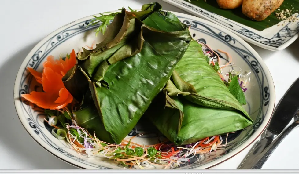 Cá vược nướng lá chuối