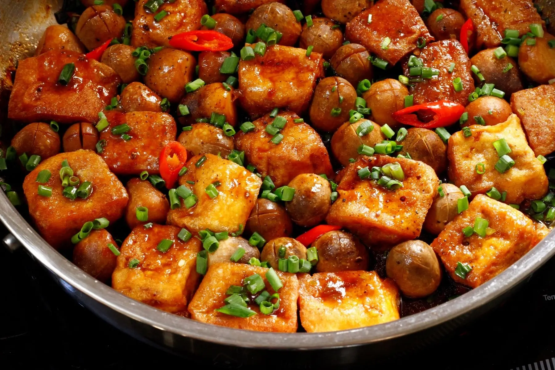 Đậu phụ kho nấm rơm